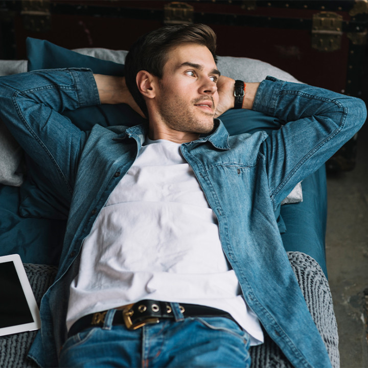 Lightweight Fabrics and Breezy Outfits for Ultimate Comfort